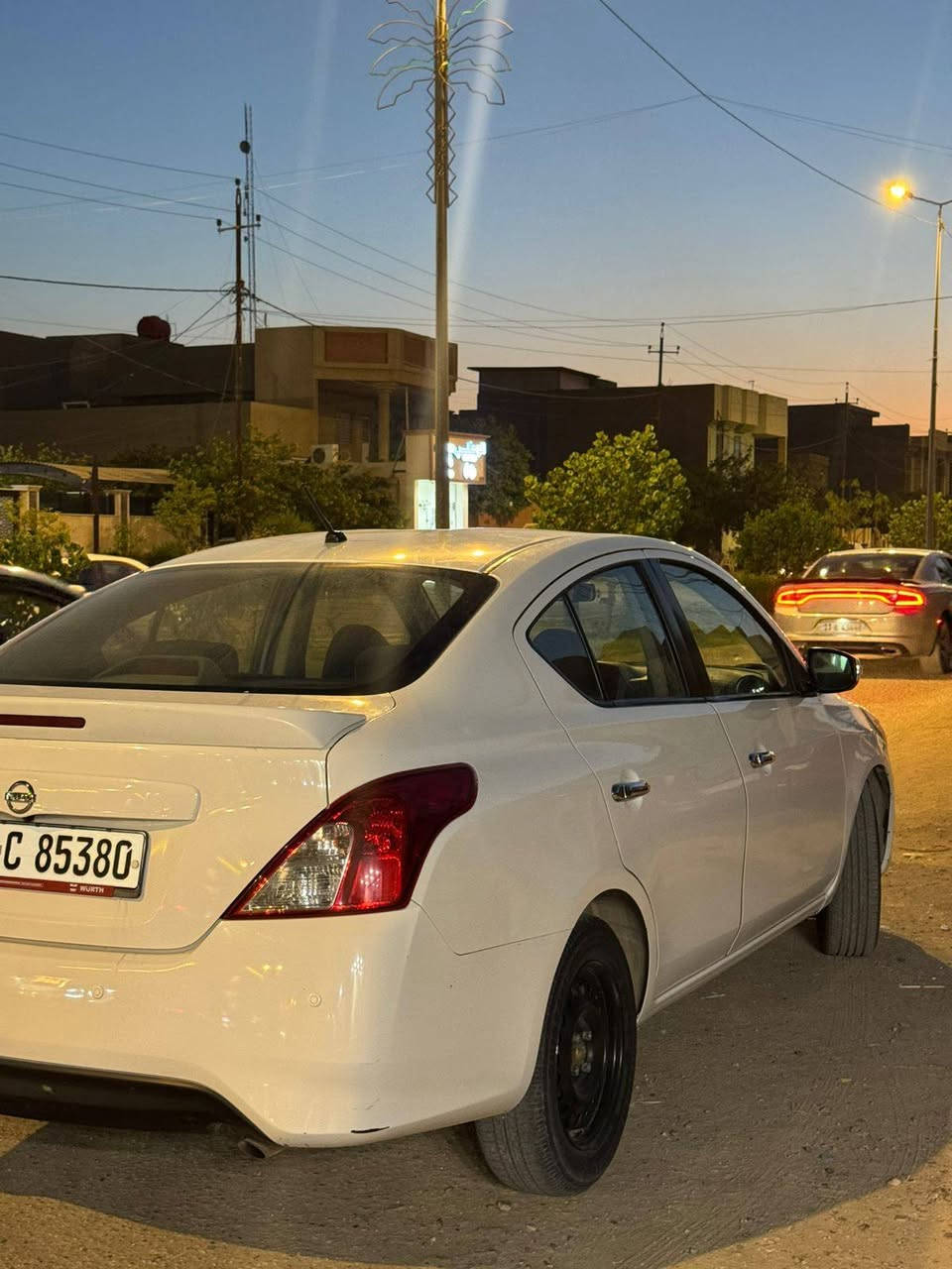 نيسان سني 2023
الممشى 66000
الضرر: بارد جاملغ خلفي أيسر ، باردخشم جاملغ أمامي ايمن 
تبريد قطعتين ، اربعة جام كهرباء 
حدادية جديدة ، تخم تايرات اربعة جدد ، باتري قبل شهرين شديته ضمان سنه بي 
عنوان: بابل - حله  
السيارة استخدام بيت 
للاستفسار : ***********
