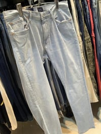 بنطرون • GANT • قياس ٣٣