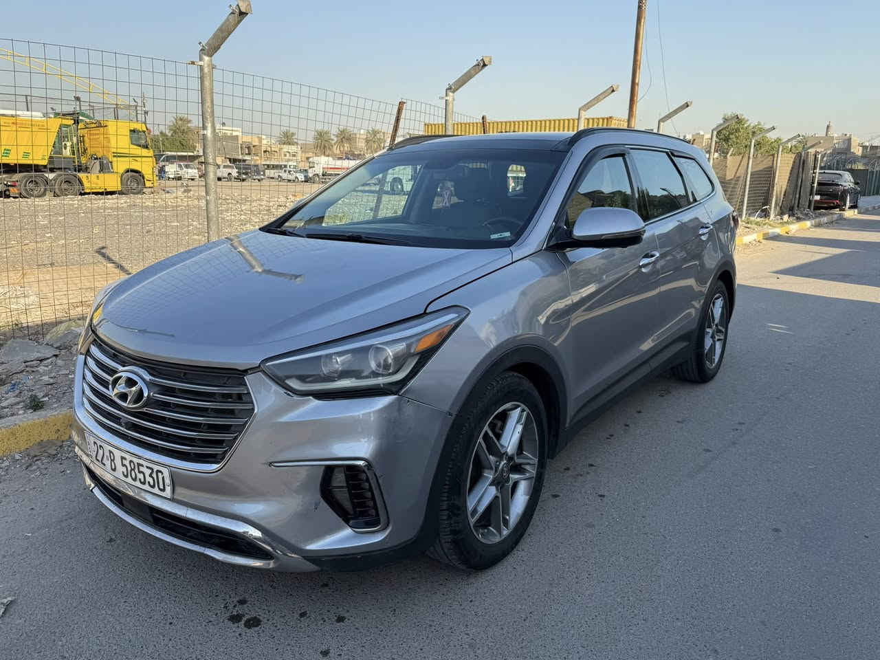 سنتافي 17 كراند رقم اربيل بسمي مكانه بغداد سعرهه 163وبه مجال *********** فول مواصفات 6 سلندر7 راكب 3 قطع تبريد 5 كامرات لمتد حادث جاملغ وبنيد بدون دواخل السياره جاهزه كل نقص ما بيهه كير مكينه 3300مكفوله
