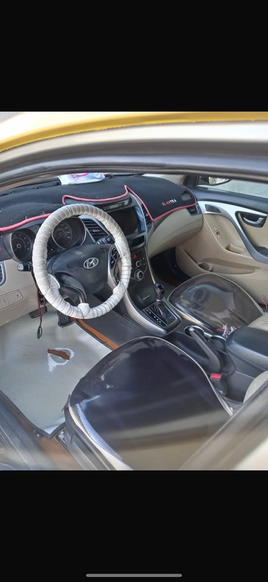 السلام عليكم 
للبيع النترا موديل 2015 رقم بغداد 
كير ومحرك مكفولات 
تبريد ثلج 
مكينه 1800 
السعر : 115 ورقه وبيه مجال 
العنوان : الأنبار - الصقلاوية 
رقم الهاتف :*********** - ***********
