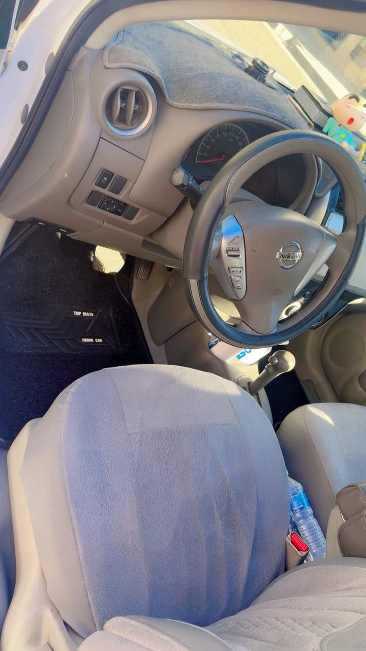 سلام عليكم نيسان سني هندي للبيع 
٢٠٢١مكفولة ماشية٦١
مكاني المنصور 
السعر١١٣وبيها مجال للتواصل خاص ‭٠٧٧١ ٤٥٢ ١٣٧٤‬
