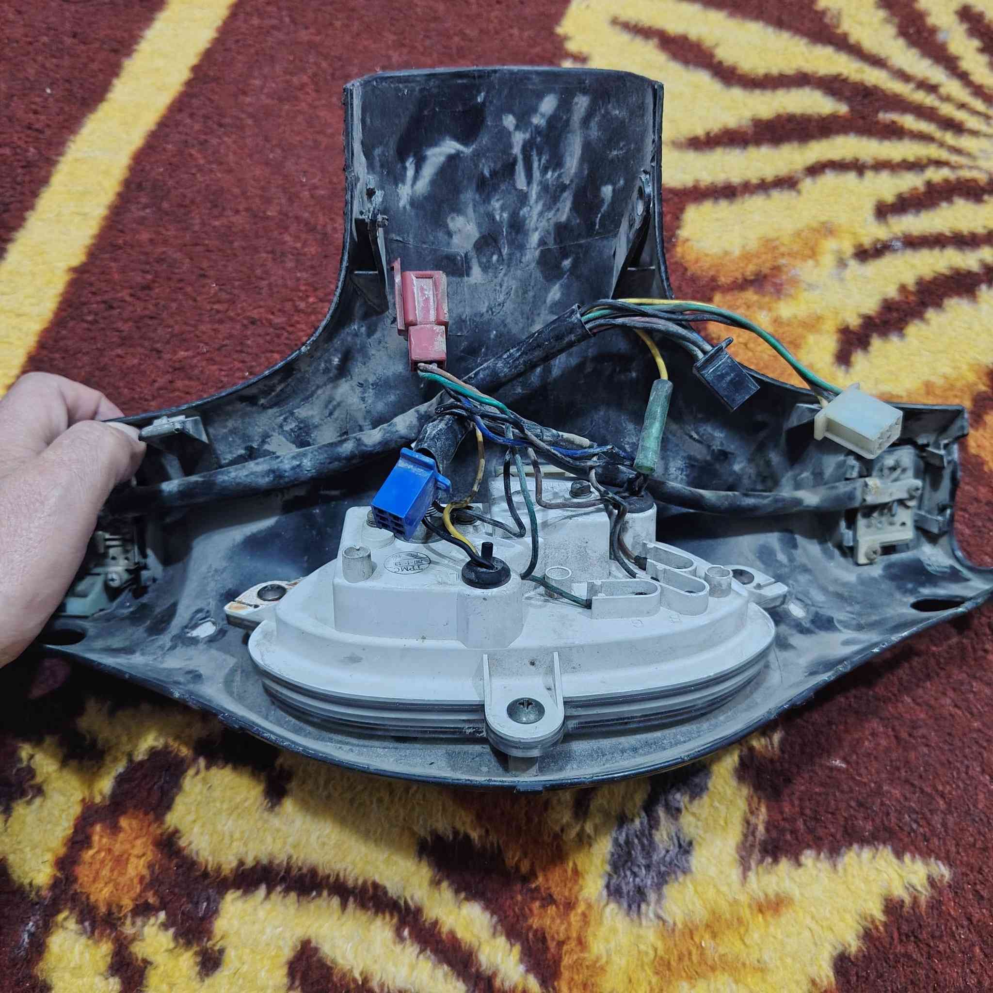 سلام عليكم دشبول ماكس منغولي اصلي بلادي 
وشغال علفحص سعره 30 الف 
بغداد العبيدي حي الرئاسه قرب جامع الامام علي ع 
*********** وات ساب
