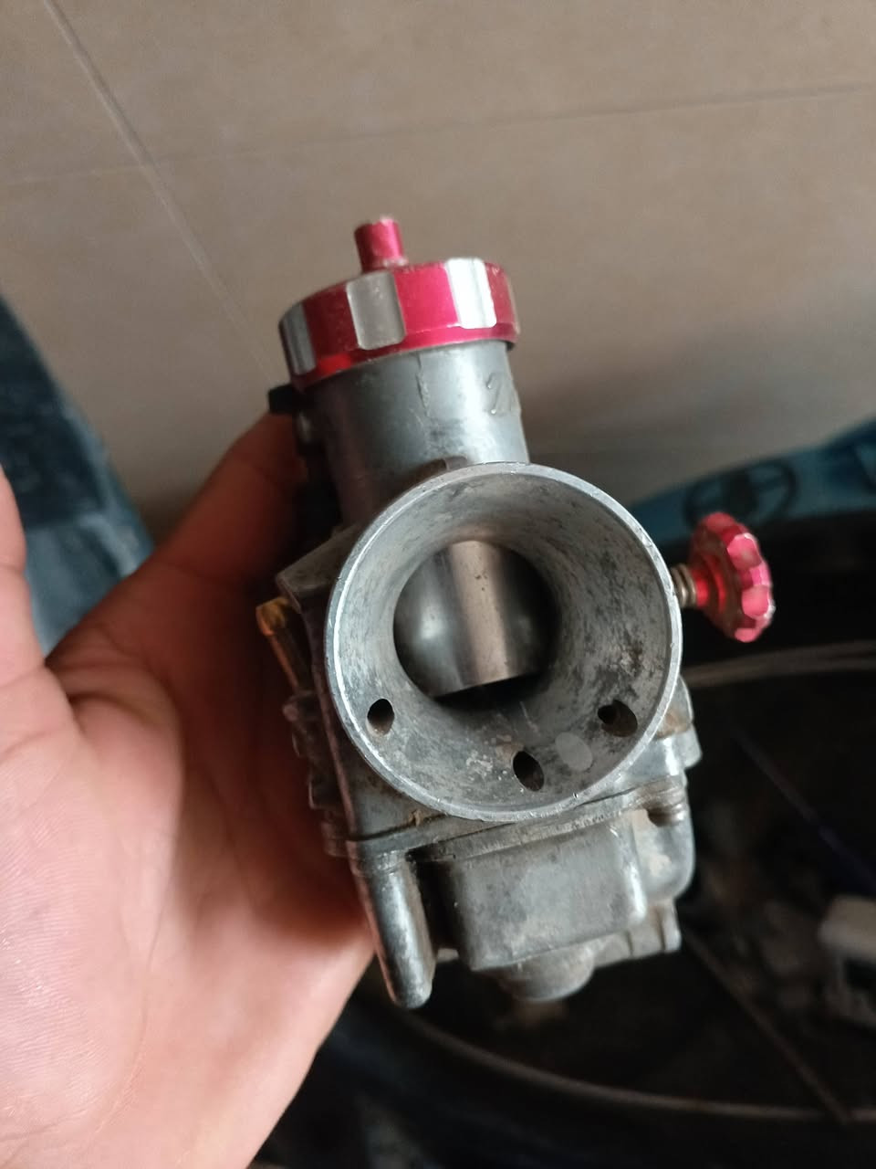 كابريتر قفاز رياضي شرط الشغل
عزم وقوه سعر35 بغداد مدينة صدر قطاع72


**إذا كنت صاحب هذا الإعلان وتريد حذفه لأي سبب، رجاءا أرسل رسالة إلى الدعم الفني**