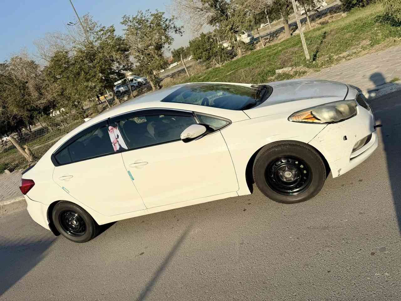 السلام عليكم
كيا فورتي موديل 16

رقم انكليزي بغداد 

هزه جديده سنويه2028

الاستفسار ***********
