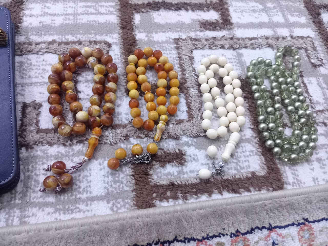 سبح للبيع ما اعرف شنو نوعيتهن  الي يريد هن خاص


**إذا كنت صاحب هذا الإعلان وتريد حذفه لأي سبب، رجاءا أرسل رسالة إلى الدعم الفني**