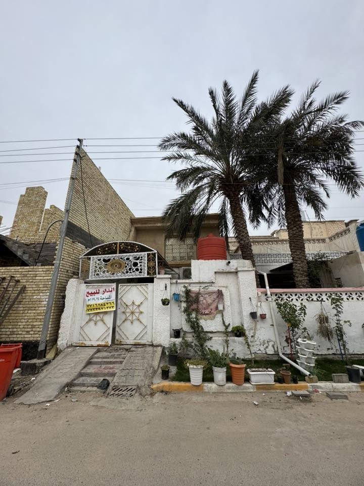 دار للبيع في منطقه عواشه شارع بيت سيد جبار الفرع المقابيل دكان حيدر مساحه 120  واجهة البيت ٦،٨
نزال البيت ١٩،٠٦                                      للاستفسار الاتصال على الرقم ***********
