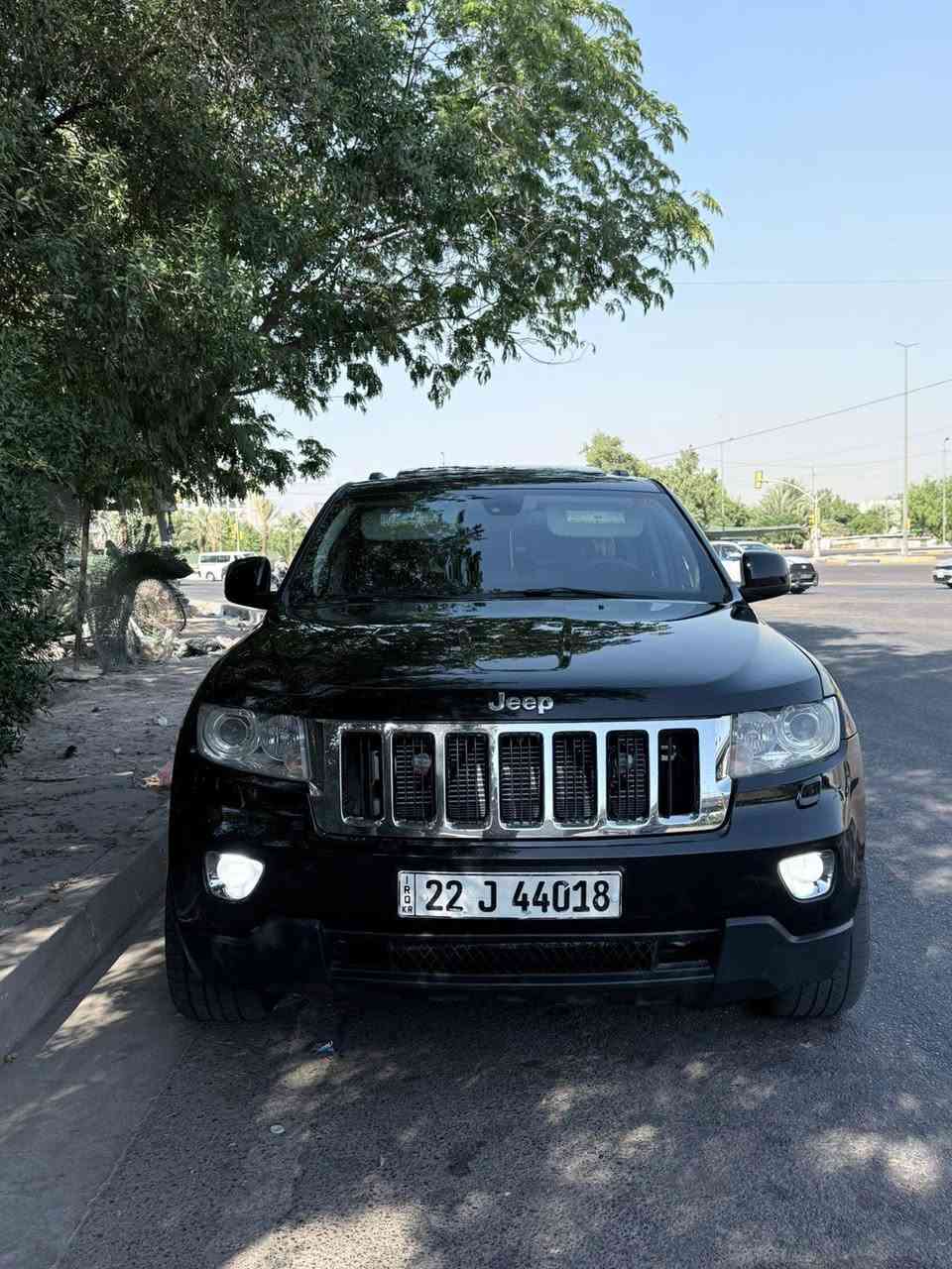 سلام عليكم جيب 12 خليجي مكفوله كفاله عامه على وضع الشركه مواصفات ليمتد فول
فتحة بصمة داخل جلد بيجي تبريد قطعتين كشنات كهربائية تحكمات ستيرن فول ثلاث شاشات تاب اندرويد 
تبريد ثلج تخم تاير ياباني جديد مكينة كير صدر كلة مكفول منضومه زنون جديده كفالة من الدعاميه للدعاميه رقم اربيل انكليزي جديد تريد تحويل تريد وكالة 
السعر 148$ بيها مجال جدا بسيط 
عليها غرامه 15$ تنزل من سعرها 
مكاني بغداد 
*********** 
للبيع فقط بدون مراوس و بالعافية عل ياخذها سيارة جديدة عل وضع الشركة
