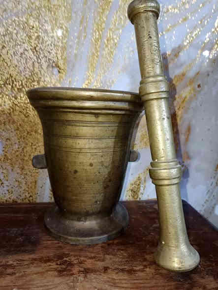 هاون رتفاع ٢٣ للبيع 

خاص أو واتساب ***********‬‏
عندي خدمه توصيل كافه محافظات العراق
