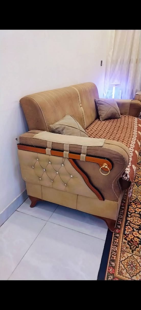 للبيع


**إذا كنت صاحب هذا الإعلان وتريد حذفه لأي سبب، رجاءا أرسل رسالة إلى الدعم الفني**