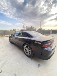 موديل 2021 اسود  رقم بغداد  حادث جاملغ وبنيد وشويه بالشاصي  SXTبلاس   ...