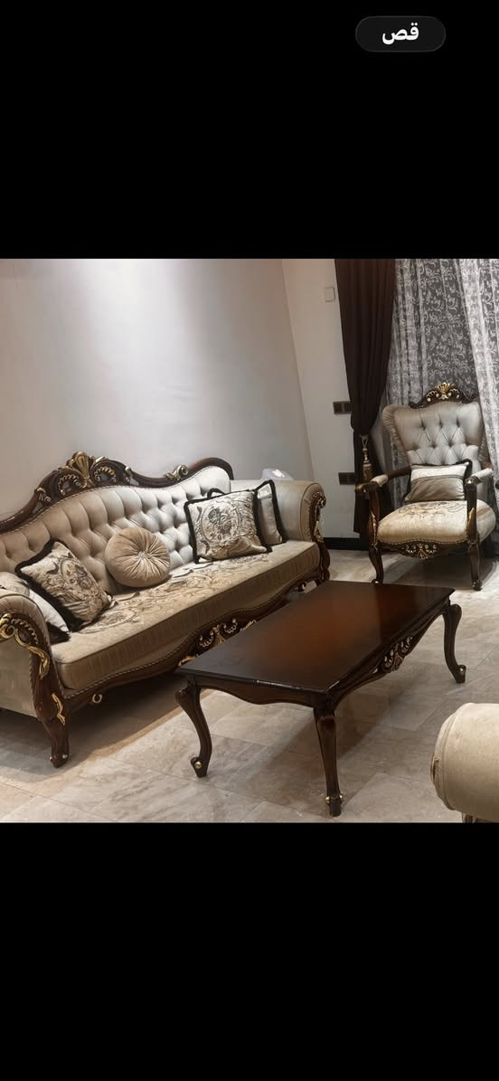 تخم صالات فخمة فرصة للبيع بسعر مناسب جدا اخو الجديد متكون من ١٠ قطع  ٧٥٠ قفل


**إذا كنت صاحب هذا الإعلان وتريد حذفه لأي سبب، رجاءا أرسل رسالة إلى الدعم الفني**