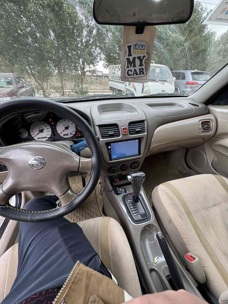 السلام عليكم نيسان سني كفالة عامه سيارة ب اسمي تحويل ثاني يوم ماشية 147 جاهزة من كلشي تخم تاير صدر كير مكنية تبريد ثلج عدا بارد بسيط في البنيد فقط كفاله الباقي حتى الدعاميات جاهزة من كلشي 

السعر 120 وبيها مجال بسيط 
العنوان بغداد البياع 
***********
***********
