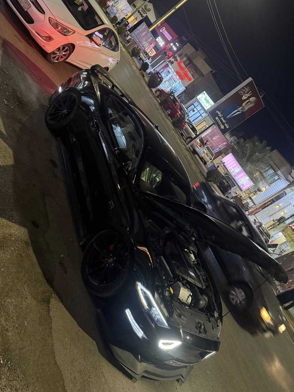 فورد موستنك gt اسود ٢٠٢١ v8 بيها بونيد صبغ وشويه تعديل بلجامرلغ فقط سياره مصروف عليها هواي وكلش حلوة عليها هدرز امريكان ريسنك وشوته بيماس وجكات s3 وكت rtr كامل ودركة rpm  ويل نيش الجديد وكيجات تراك بكج ودمام خلفي وكشن كهرباء وجلد السايق والسكن السياره برميوم عادية مكانها كركوك 
السعر ٢٢٠ وبيها مجال 
للاستفسار *********** 
فقط بيع
