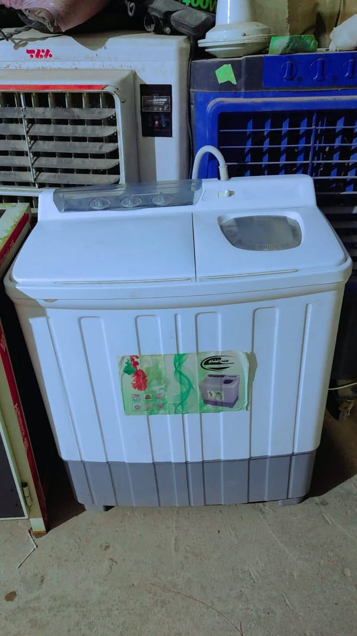 كاونتر سنك قياسه متر و10 نظيف اخو جديد مبطن سعر60
كاونتر بدون سنك تسكام نظيف اخو جديد مبطن سعر 60
ملاحظه الكاونترات نفس الون بظبط ونفس التسكام ومبطنات
غساله نظيفه وجاهز اخت الجديده شغاله وجاهزه السعر 70
المكان نجف حي العسكري كبل شارع السبسيس قرب السوق المحضر للستفسار *********** واتساب
