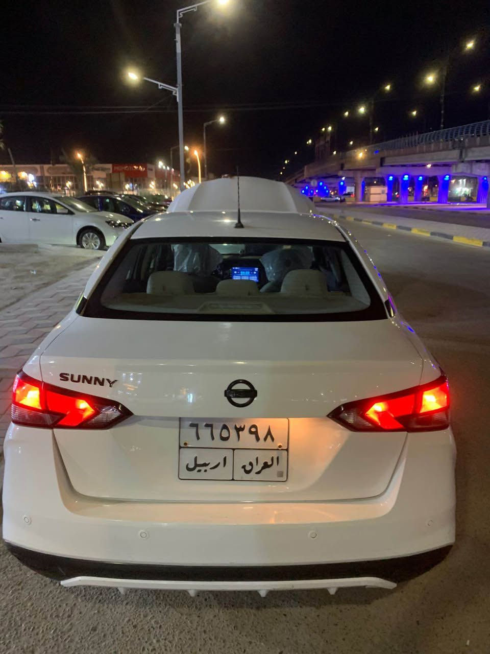 نيسان صني مكسيكي النوع المرغوب 
موديل : 2021 
وارد خليجي 
ماشية 42.000 الف 
سيارة جيدة اقتصادية جديدة 
بيها تكحيلات بسيطة بالدعامية وباب السائق تكحيل قليل بدي جديد اصوليات جاهزة رقم اربيل بأسم الشركة تريد تحويل تريد وكالة سنوية تنتهي بشهر 8 بهاي السنة جاهزة السيارة كفالة عامة تبريد ثلج السيارة متعوب عليها هواي مناقصها اي شي نظافة فول سيارة موظف السعر 115 وبيها مجال بسيط للشراي رجاءاً المو شراي لا يتصل ولا يكسر بسعرها 
للأستفسار : ‭+964 772 656 7175‬ 📞
*********** 
مكان السيارة : البصرة / مناوي لجم البصرة, العراق
