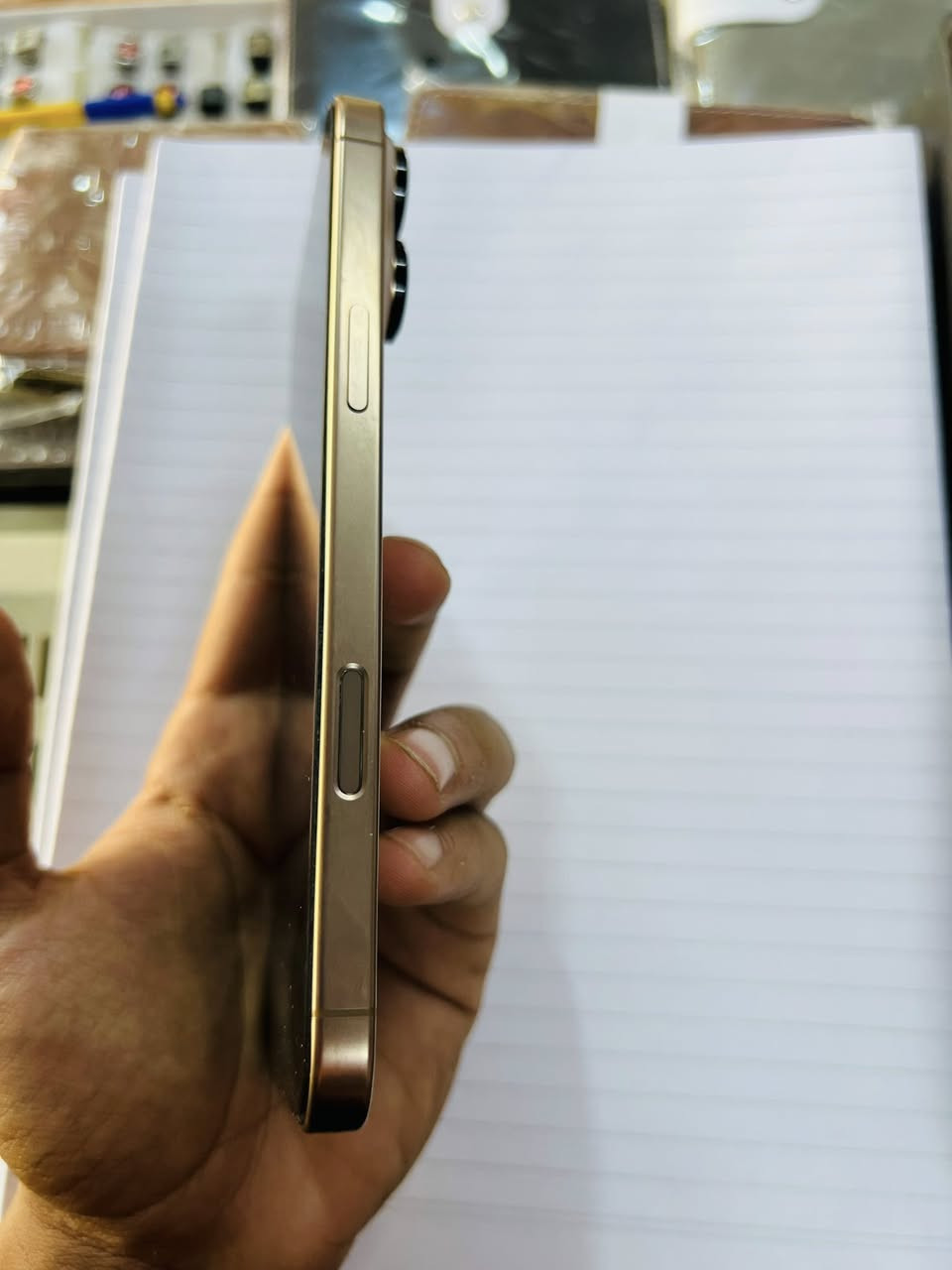 السلام عليكم آيفون 16 برو ماكس للبيع بطارية (99)بلاديه
الجهاز وتر مامفتوح 

 ذاكرة 256 

تك شريحه 

شرق اوسط نموذج m

السعر 1500 وبي مجال اتصل وبيك خير ودلل 

العنوان النجف الأشرف 

***********
