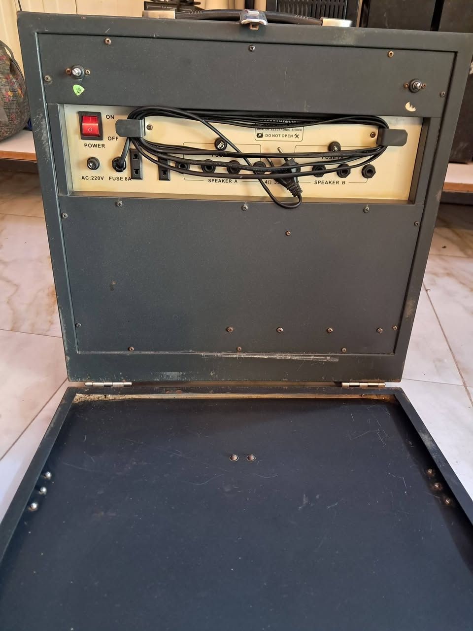 جهاز مونتاربو خطين شغال ونظيف
السعر ٢٠٠ الف ديالى خان بني سعد ***********
