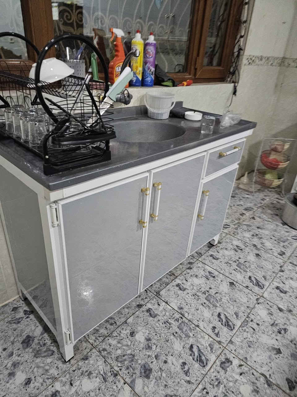معرض عياض ويوسف كاونتر ثلاث قطع مترين ونص ويشهد ويا النقل 400》***********》 كركوك, العراق
