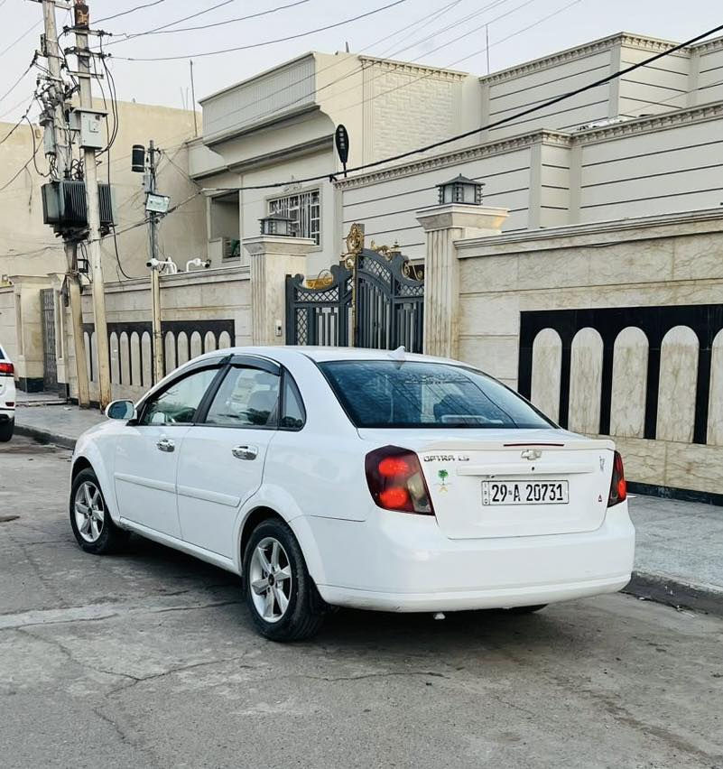 🟢اوبترا موديل 2012   مكينه و كير وحداديه و تبريد كفاله وارد خليجي حادث جاملغ مامي رقم واسط السعر 68  وبيه مجال بصيط 
✈️مكان السياره واسط الصويره قرب الكراج بغداد

‭0776 463 8092‬
