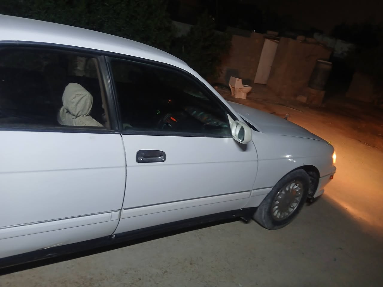 سلام عليكم سياره بطه موديل  .. 95 رقم دياله انكليزي سايره كير محرك كصه نقل جثه اصوليات مكفوله كفاله عامه    ... السعر 53 بيها مجال .. مكان السياره النجف طريق كربلا نجف عامود 167 يا علي  . رقم .***********
