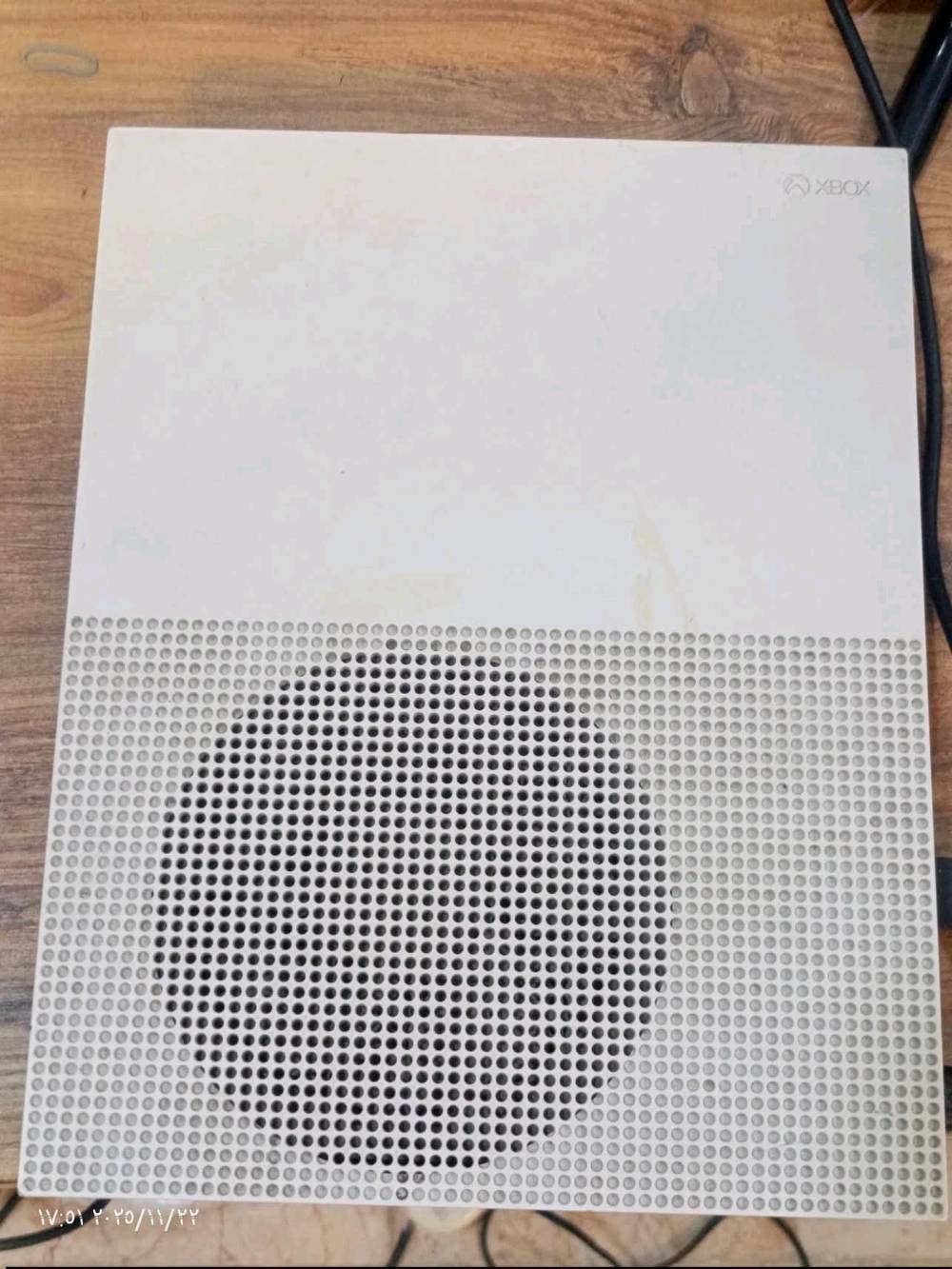  xbox one s
لوك ستيكر  
دبل جوستيك 
دركسون p30 pro فره ونص 
نضافه ١٠٠ 
٥ العاب مملوكه 