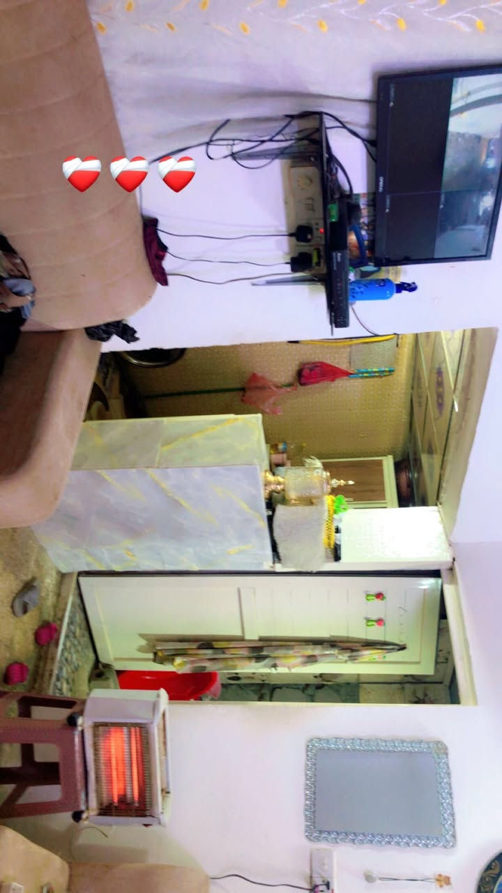 بيت البيع المساحه ٧٠متريتكون من   غرفتين غرفه زغيره مال جهال وغرفه كبيره وصاله ومطبخ وصحيات واتهويه وطارمه الخاص مفتوح السعر 16 العنوان شارع معمل الموز قرب اسواق جنات بنهايه الشارع


**إذا كنت صاحب هذا الإعلان وتريد حذفه لأي سبب، رجاءا أرسل رسالة إلى الدعم الفني**