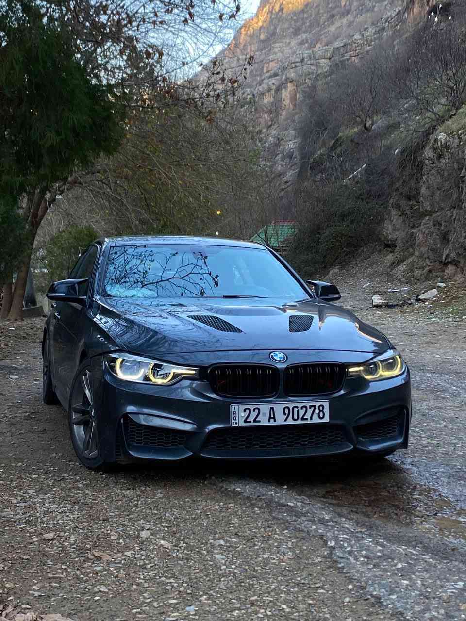 سلام عليكم
Bmw 330i 2017 للبيع 
تفاصيل اكثر خاص او على واتساب ***********
