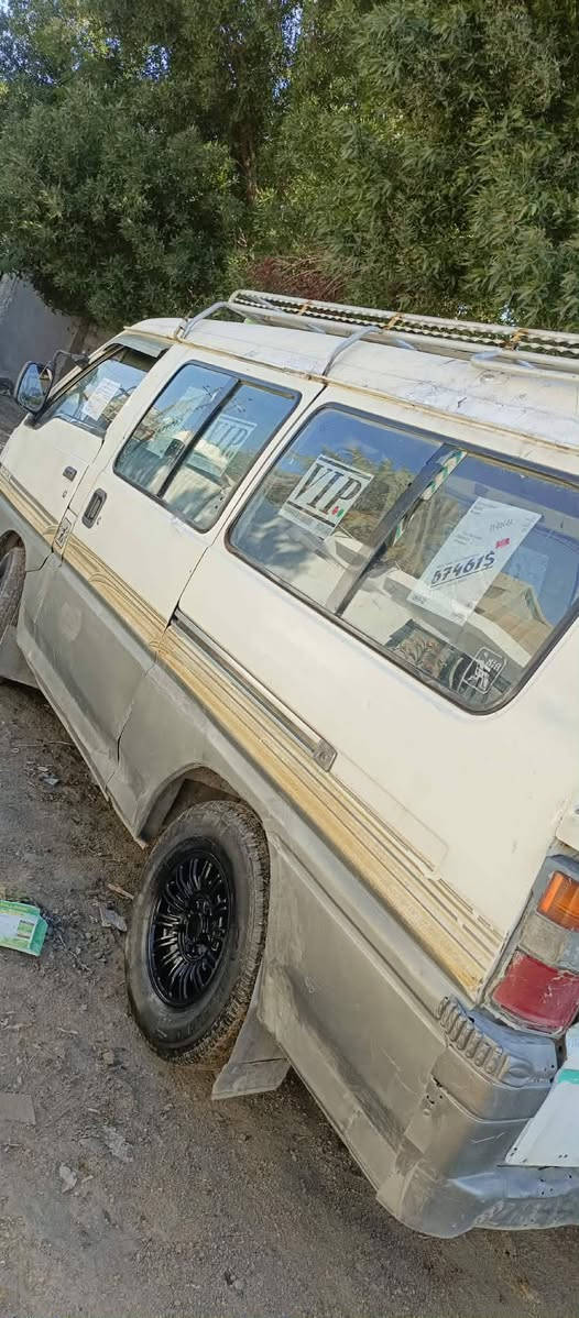 اليوم جايبلك شي كلش رخيص وعلى كد فلوسك حتة بيها شغل خير وبركة وسعرها بفلس ونص ارخص كيا بالعراق بس ب(( 17 ورقة ))  وبيها مجال أقرة تفاصيلها وخابرني  كيا عبرية 14 راكب ورقم بغداد الماني وبيها كير ومحرك اوتماتيك المرغوب ستة سلندر مال طيران سيارة نكرة كلها شغالة وكاملة حتة سيبايا بيها تخم تاير جديد جواها  سيارة تلزم بيها خطوط مال مدارس بالمنطقة شهرين اطلع افلوسها زيارات انتة وهلك شلون متريد تحسبها تستفاد بيها بيها سنوية عضم عاج بس راعيها معة لاسف ماندلة بالضبط وين تأخذ مني بيها مكاتبة اتكفلك بيها سرقة وعشائر وقانون وطلب وطيك سنويتها وشتريد بخدمتك مكاني بغداد الزعفرانية وهذا رقمي وموجود واتساب همينة إذا ماعدك رصيد وتدلل ***********
