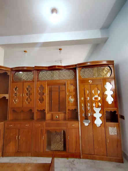 وجبه جديده غرفه فول نضافه +بوفيات وكناتير جديد ومستعمل الاستفسار الاتصال على الارقام
***********
***********
