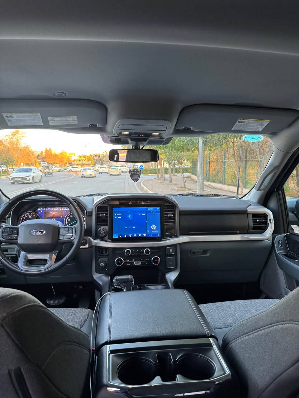 فورد f150 هايبريد ٢٠٢٣ مواصفات xlt دوو پارجه بوياخى هه يه جاملخ و بونيت بي شانسى ئيرباك سوكان سيسته مه ٨٠ هه زرار روشتوه يه ك دينار مه سروفى تيدا نيه ساردوو شوختيش به شه رت ***********  نرخى ٢٨٩ وه ره قه أربيل, العراق
