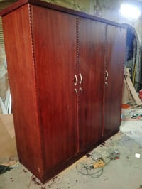 كنتور ٣ باب • نجاره • داخل سوك لمسكف