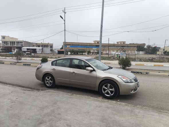 نيسان التيما 2009 خليجي سنويه جديده تريد تحويل أو وكاله  قطعه صبغ وحده والباقي مكفول من الصبغ جاملغ عكس السائق فقط كير محرك صدر كشرها حلو بيها شويه جراد مثل ما موضح بالصور 87 وبيها مجال بسيط مكان ديالى مندلي ***********
***********
