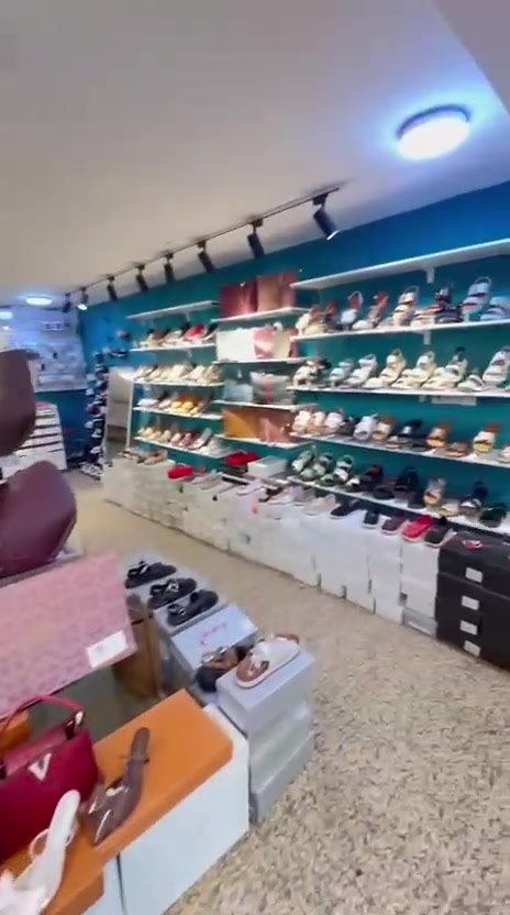 ديكور محل للبيع حي الصحه بغداد
***********
