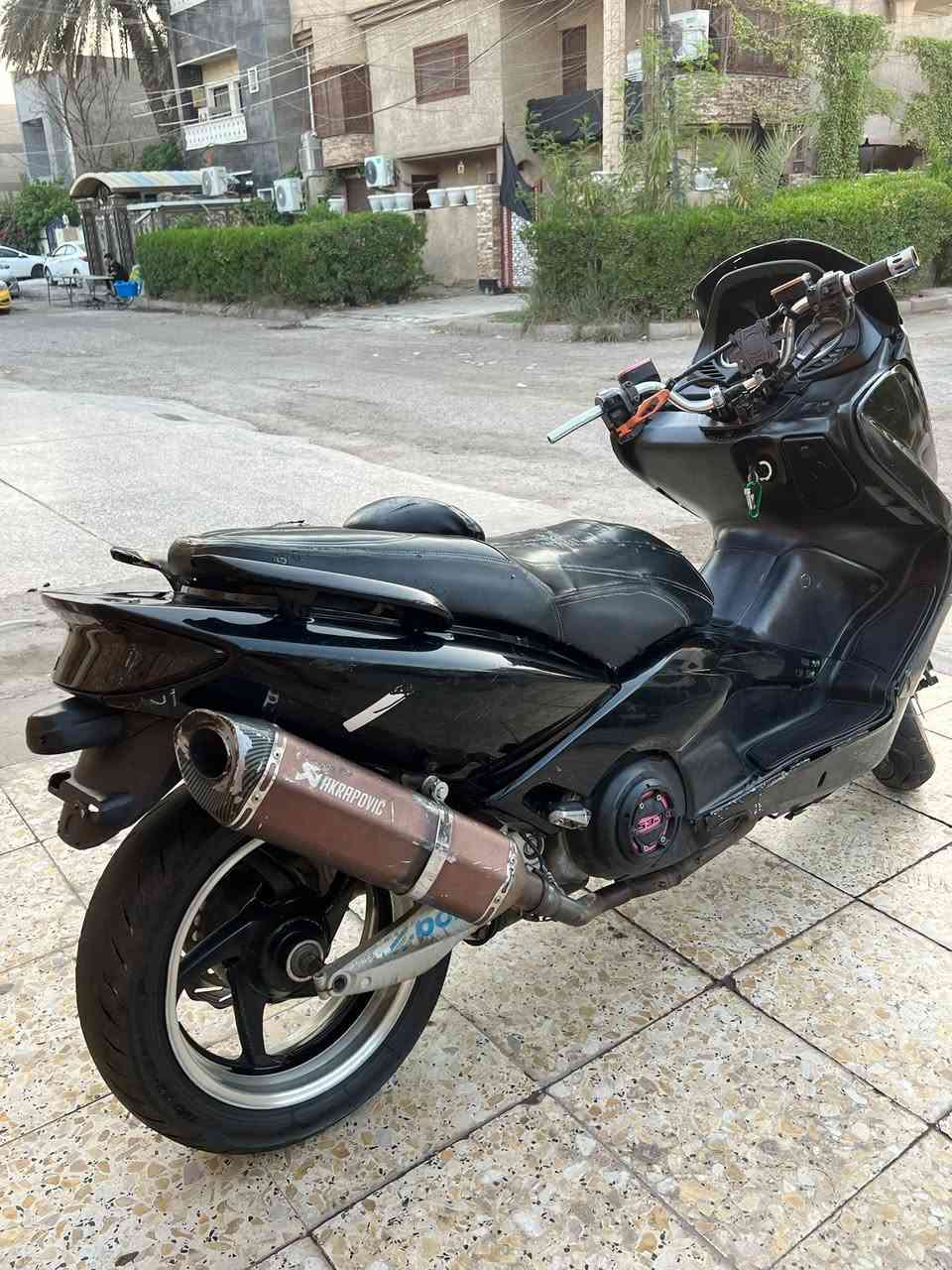 سلام عليكم تي ماكس 2008  مستعجل على بيع نوزل مكينه اكفلها ما مفتوح بيها برغي بيها نواقص بصيطه يده بريك وجاملغ عنواني بغداد الرصافه ***********
