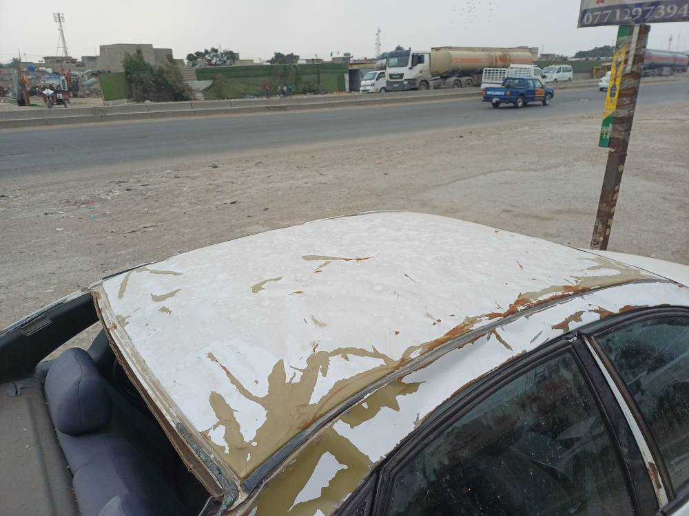 السلام عليكم اخوان شوفرليت اوبتره موديل 2011 رقم واسط الماني شرط تحويل سياره كير محرك ميكانيك داخل كله شغال وجديد محرك 1800 السياره بيها حادث وبيع على حادثه كما واضح بل الصور السعر 38 ورقه وبيه مجال لشراي للاتصال بل رقم*********** مكان السياره بغداد بغداد, العراق
