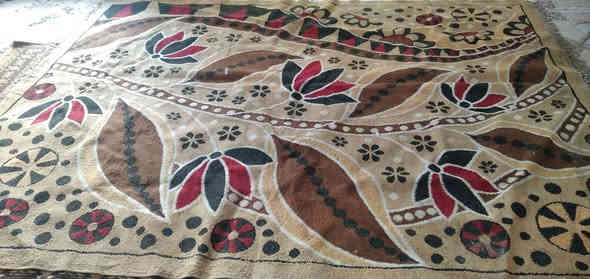 حله شارع 80 قرب مدرسة زهور بابل الابتدائيه 
مدايد عدد اثنين 
وزوليه صغيره قياس ٢ ونص في ثلاث 
*********** 
ب ٥٠ قفل 
المدايد والزوليه حلة
