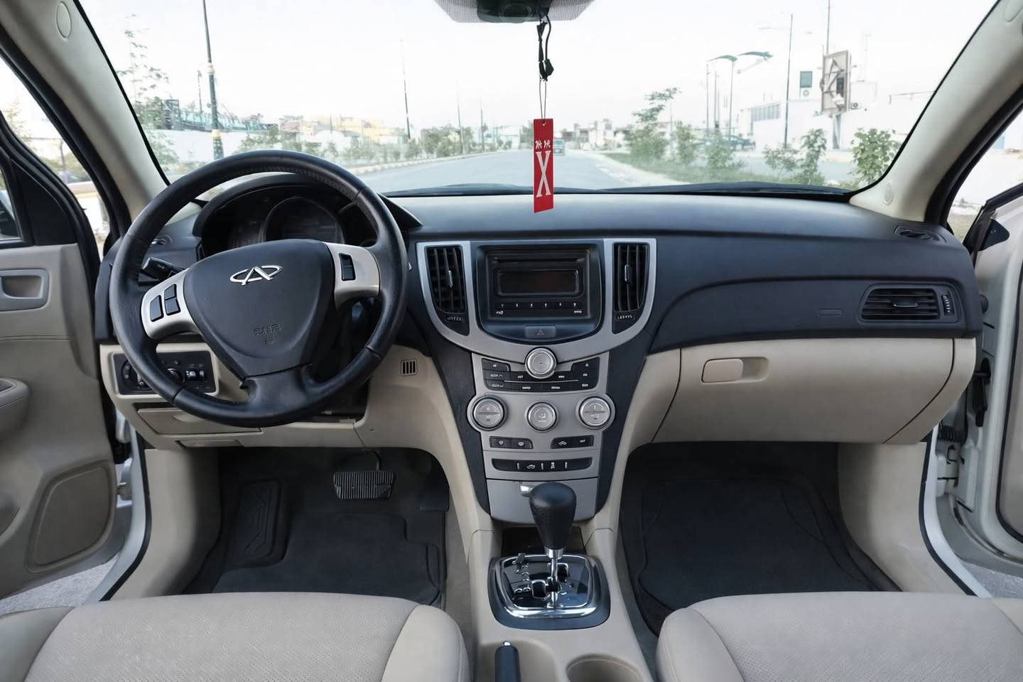 سياره شيري A3 صيني موديل 2013 وصاحبه بالنجف وعندي وكاله خاصة سعر 37 وبيه مجال 
للاستفسار ***********
