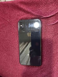 آيفون X • ٢٥٦ • بطارية ١٠٠