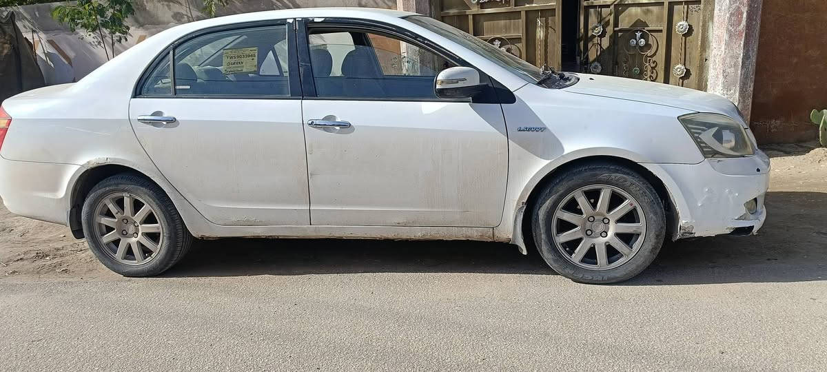 جيلي موبل 13 خصوصي سياره جاهز تدفئه تبريد مكينه وكير مكفولات  بيها بارد باب سائق  سنويه نافذه  .. سياره فقط مراوس حسب القناعه. مكان سياره بابل


**إذا كنت صاحب هذا الإعلان وتريد حذفه لأي سبب، رجاءا أرسل رسالة إلى الدعم الفني**