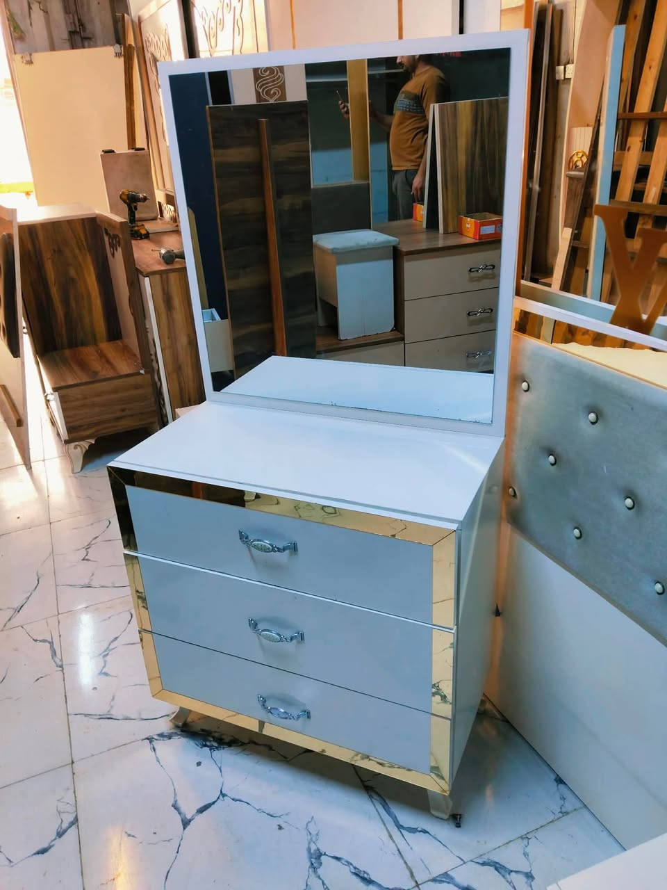 غرفة تركي نظام سلايت  ❤ ✨
نظافة 95 / 100 ❤✨ 
السعر 425  مع الشد 🪛ونقل 🚙
داخل بغداد متوفر توصيل لجميع المحافظات 🇮🇶


**إذا كنت صاحب هذا الإعلان وتريد حذفه لأي سبب، رجاءا أرسل رسالة إلى الدعم الفني**