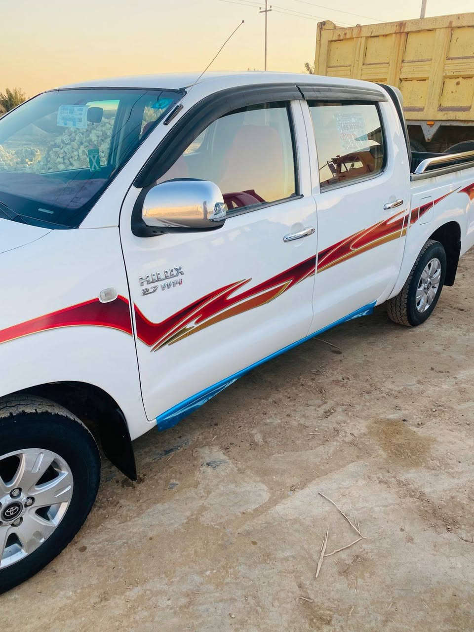 فلاونزه موديل 2011كيراوتوماتيك سياره جديده جدا تبريد ثلج صدر جديد تخم تاير مكينه لاصرف ولاتبخير رقم بغداد انكليزي سنويه جديده إلى 31 السعر 175$وبيه مجال للشراي مكان السيارة واسط الصويرة الاستفسار ***********ذامراوس حسب القناعه عادي
