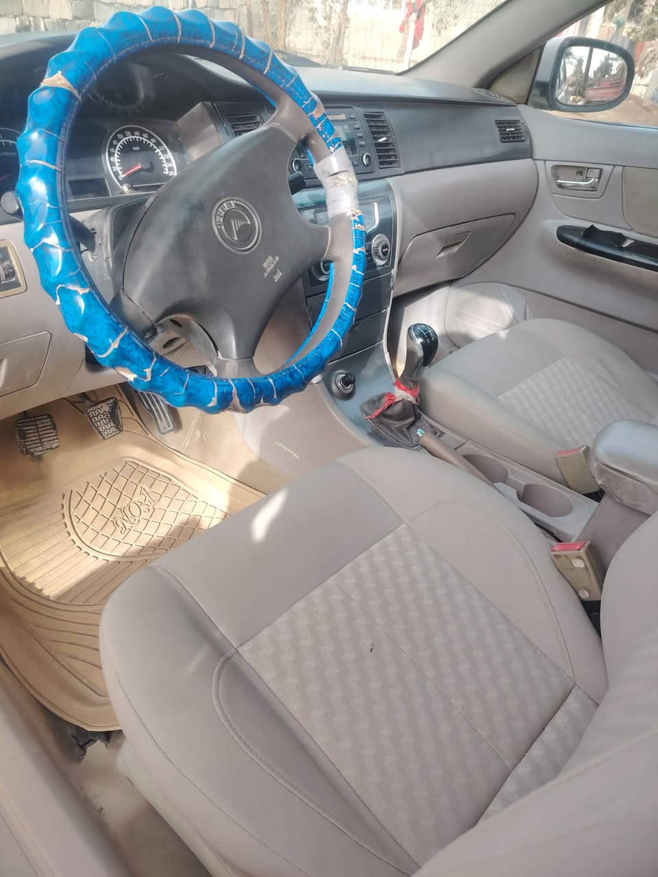 سلام عليكم سياره البيع جديده وحلوه كلش السعر ٥٥ التصال ***********
