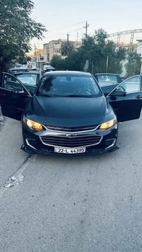 ماليبو 2017 LT اللون نفطي حادثها 3 قطع الجاملغ والباب الأيمن حادثها من...