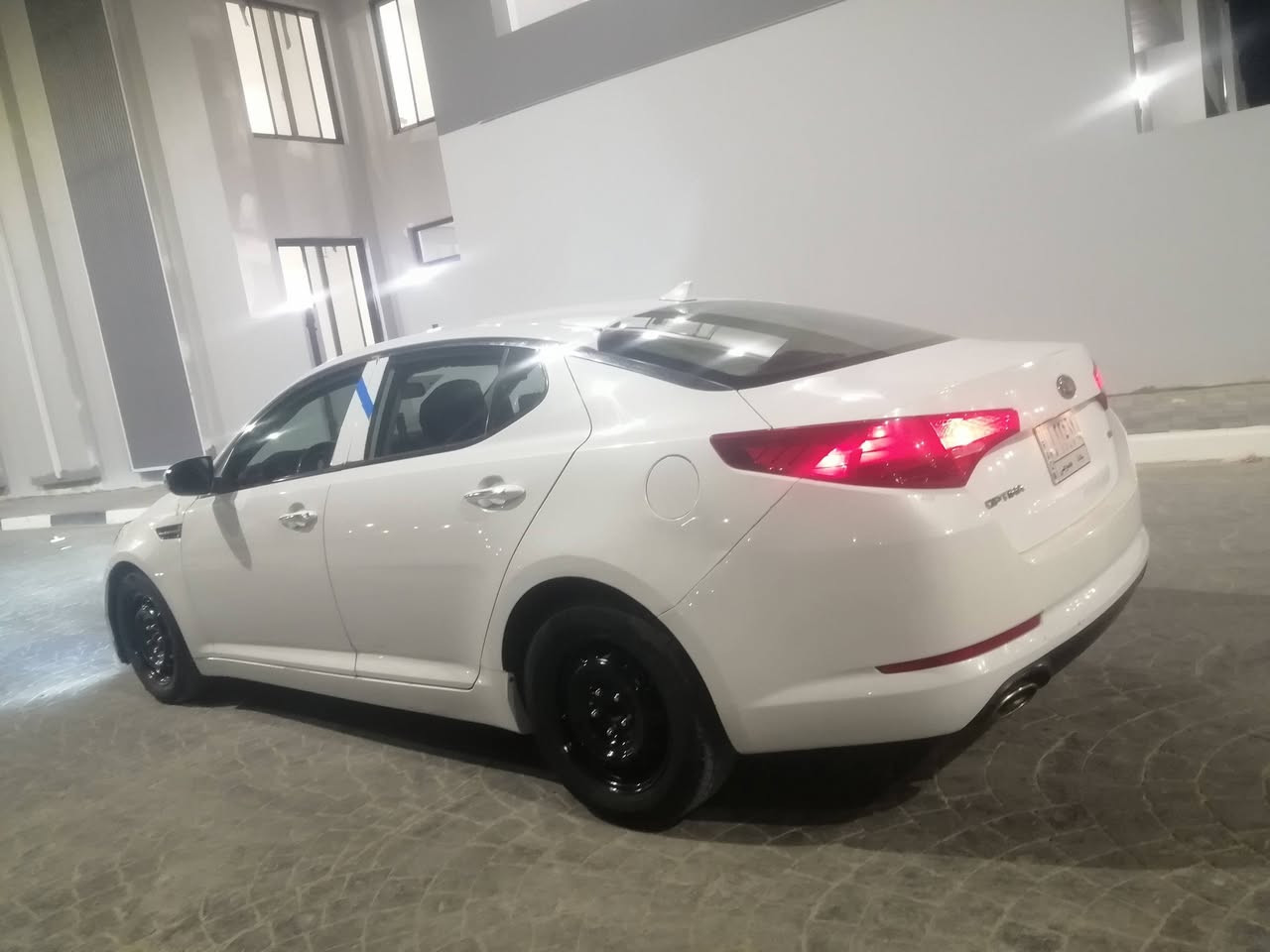 سلام عليكم اوبتيما مريكي ٢٠١٢ رقم بغداد تحويل مباشر كير محرك حداديه تبريد سياره جاهزه خير من الله مال جناي سياره احله من الصوره تجي وتشوف تبديل بنيد و جاملغ بيع ومراوس مكان السياره السماوه المركز ***********

