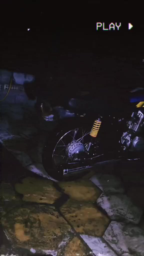 سلام عليكم انتنس مديل 24  دراجه خير من الله سعر 400 او بيها مجال للشراي مكاني كربلاء اوموجود خاص +رقمي  ***********
