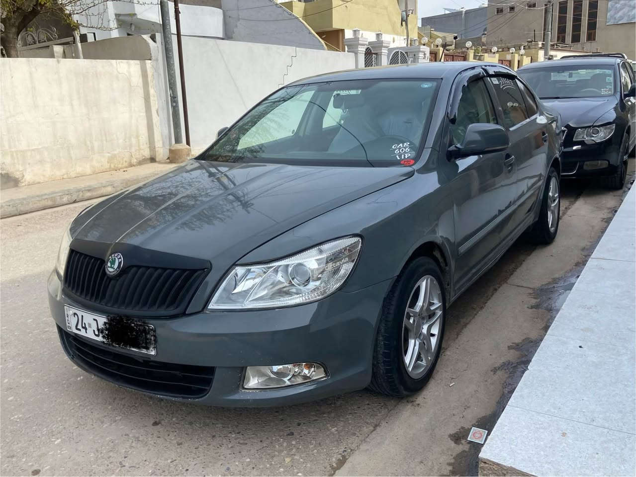 سكودا2011كيرعادي 
مه كينه 20جيتا
كيرومه كينه بشرط
بئ دعم 
رقم وسنوي جديد سه رنافي من
سيسته م غازوبانزين
ويل كب مارسيدس
تبريد شغال
شاشه ايبات   كاميره
سياره جاهز بي مسرف
سعر62ومجال
***********
*********** سميل, دهوك
