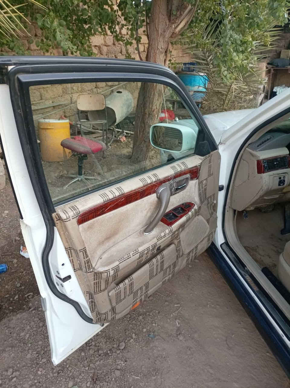 للبيع 
ملكه كص ادوات بدون رقم 
محرك ففتي 
تبريد شغال 
محرك كير شرط 
تخم تاير جديد 
صدر جديد 
كهربايات كلها شغاله 
السياره جاهزه ماناقصها شي مكان السياره تكريت الاستفسار الاتصال على صاحبها مكلف بالنشر***********
