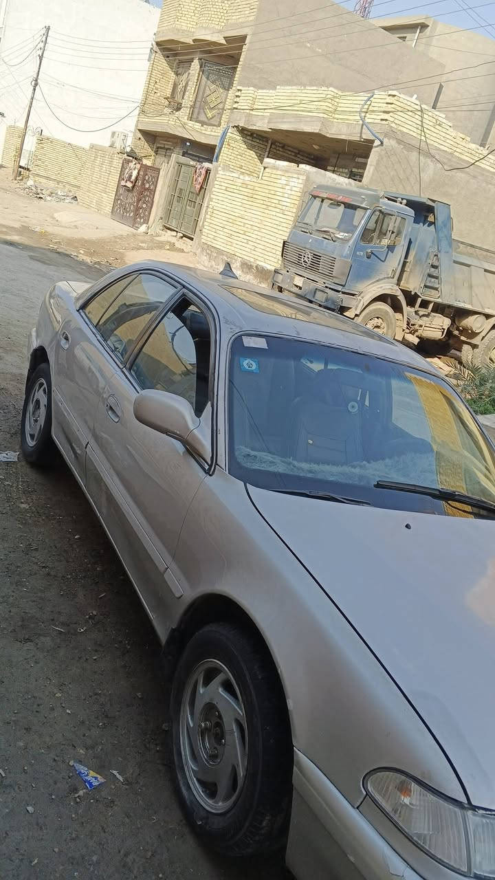 سوناتا موديل 94  رقم بابل دولي سنويه 30 صدر جديد باتري جديد كهربائيات كلها شغاله داخل جديد مابيها اي نقص مكينه وكير نضاف جاهزه من كلشي
سعرها 40 وبيها مجال مكاني بغداد الغزالية
 للستفسار اتصل ***********
