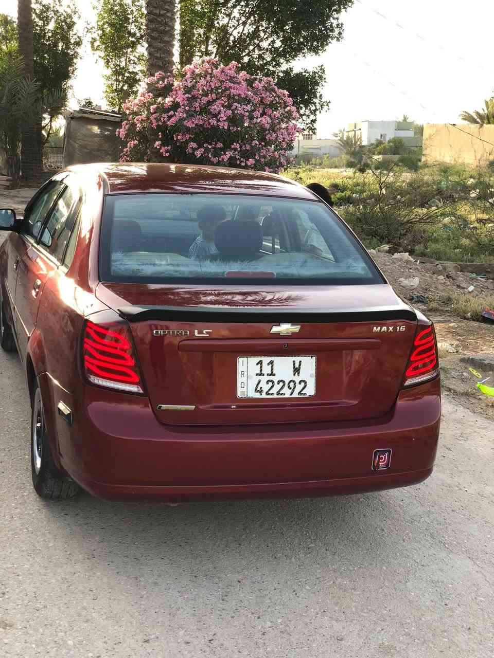 وبترا 2005كير عادي رقم بغداد السياره جاهزه من كلشي حد اديه صدر تبريد كلشي كامل وجديد تخم تاير جديد كير مكينه شرط تراايك وين ما تريد لايت خلفي امامي LED مكان سياره بغداد البلديات نهايت شارع المصرف سعر 60 بيه مجال بسيط سياره احله من صوره بهوايي للا ستفسار ***********
