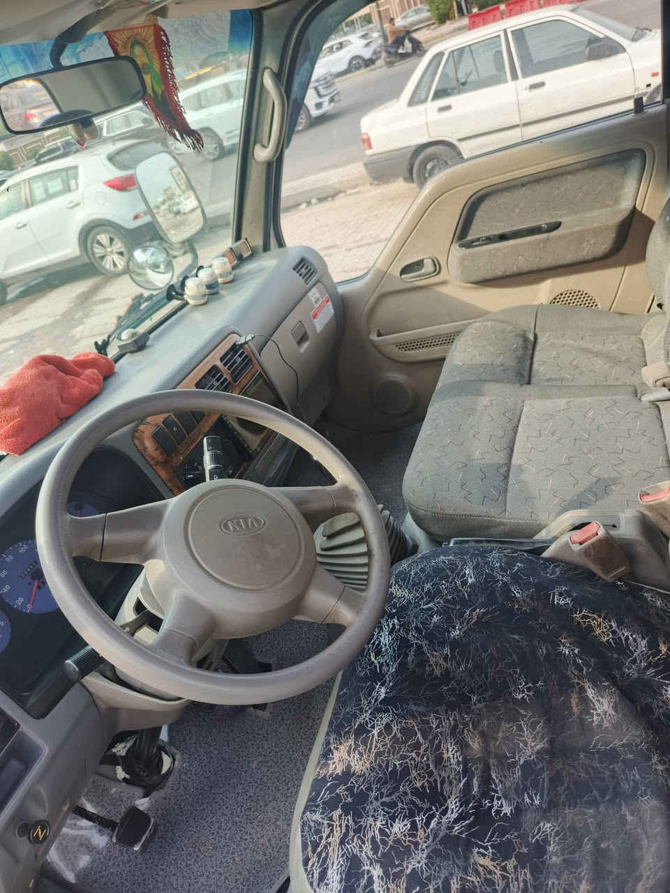 سلام عليكم البيع كيا ام عيون 2000 كفالة عامة رقم بغداد جديدة مكان بغداد  ***********
